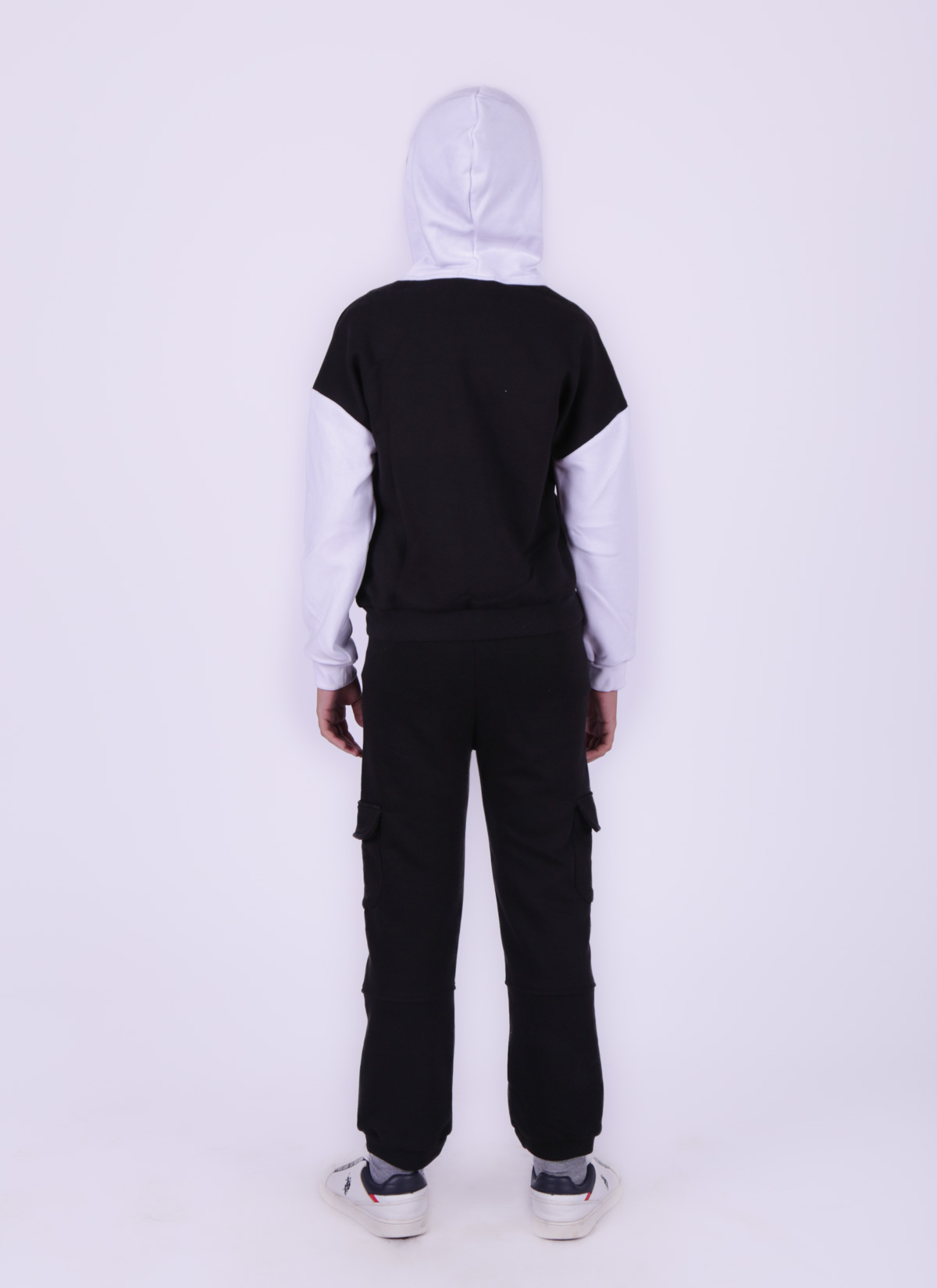 Sweatshirt à Capuche