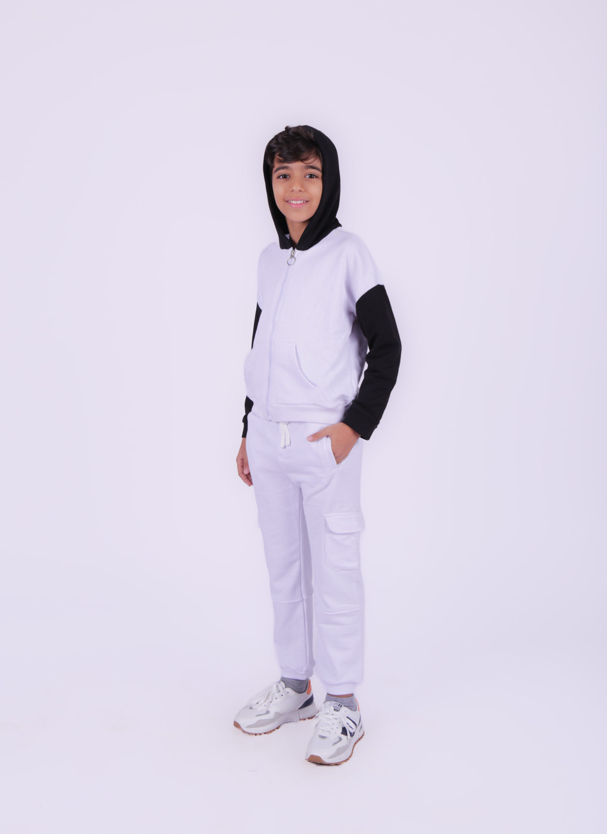 Sweatshirt à Capuche