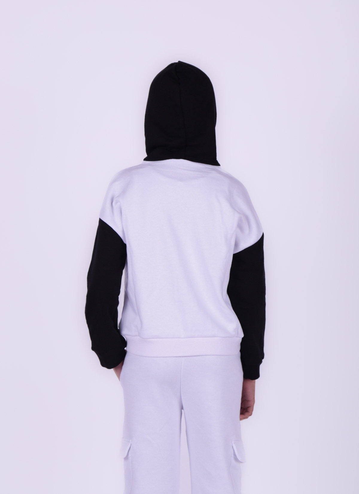 Sweatshirt à Capuche
